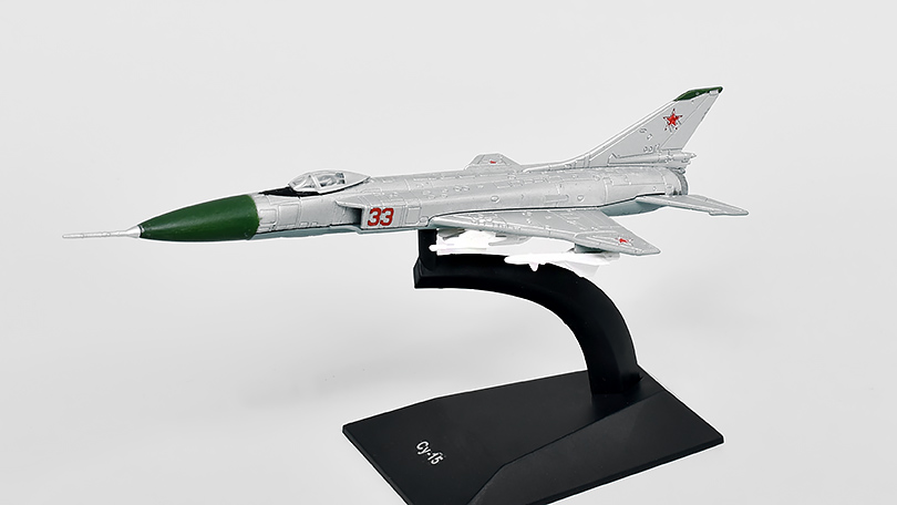 Su-15 1:144 - DeAgostini časopis s modelem #33 Legendární letadla