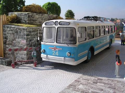 ZiU 5B 1961 trolejbus - Bazarové zboží (výprodej soukromé sbírky)