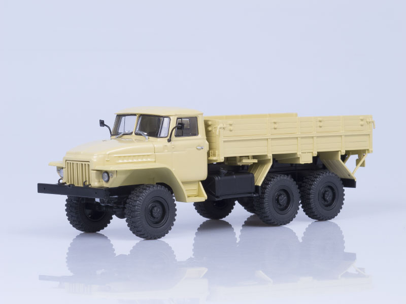 URAL-375N 6x6 1:43 - Avtoistoria 