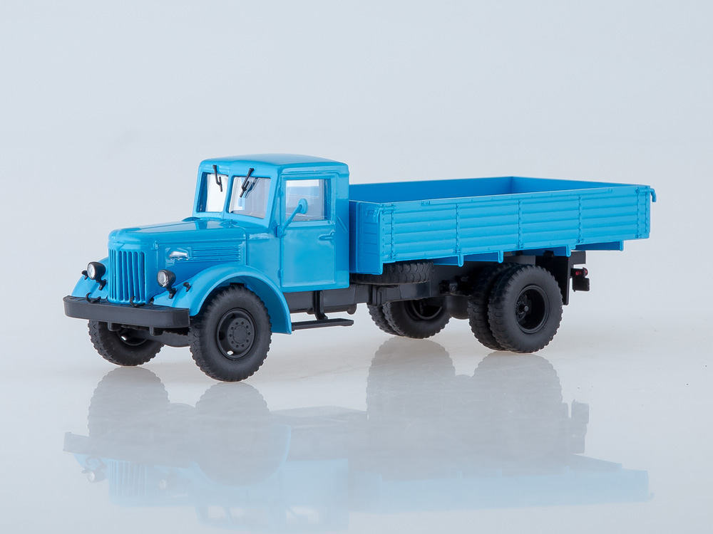 MAZ-200 modrý 1:43 - Avtoistoria