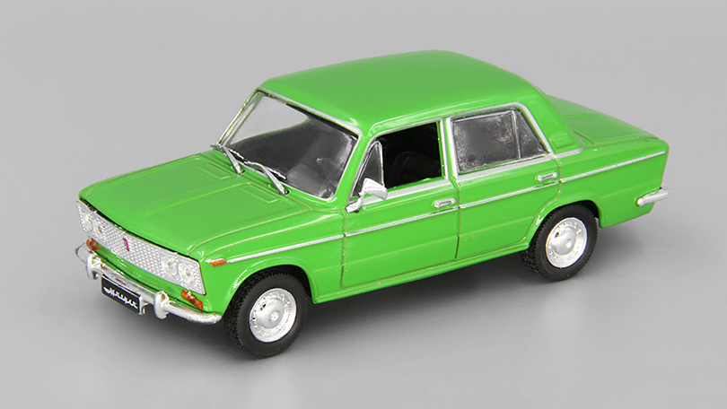 VAZ-2103 LADA Žiguli 1:43 - Kultovní auta SSSR časopis s modelem #7