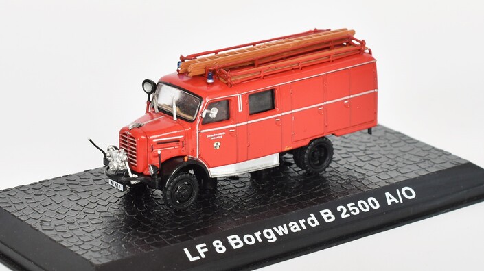 LF 8 Borgward 2500 A/O 1:72 Hasiči časopis Automodels s modelem 