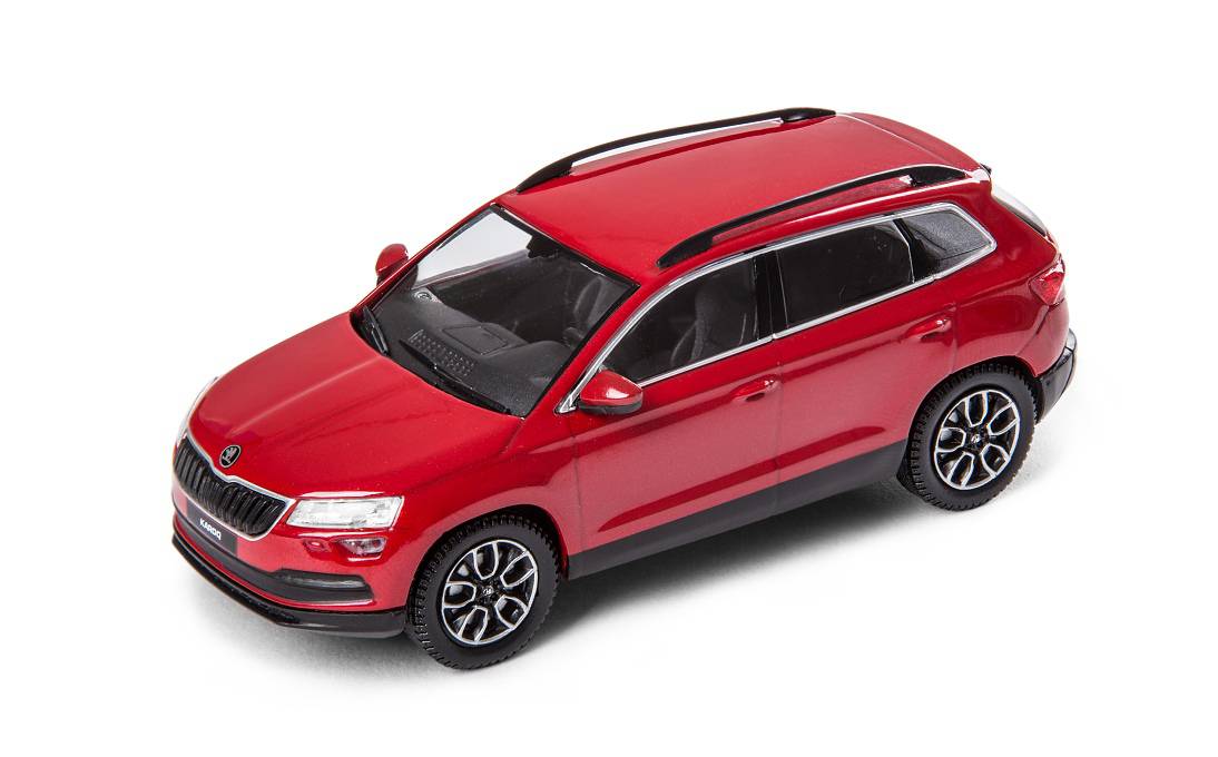 Škoda Karoq červená velvet 1:43