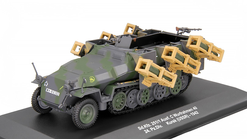 Sd.Kfz. 251/1 Ausf.C Wurfrahmen 40 Kursk 1942 1:43 - Atlas časopis s modelem