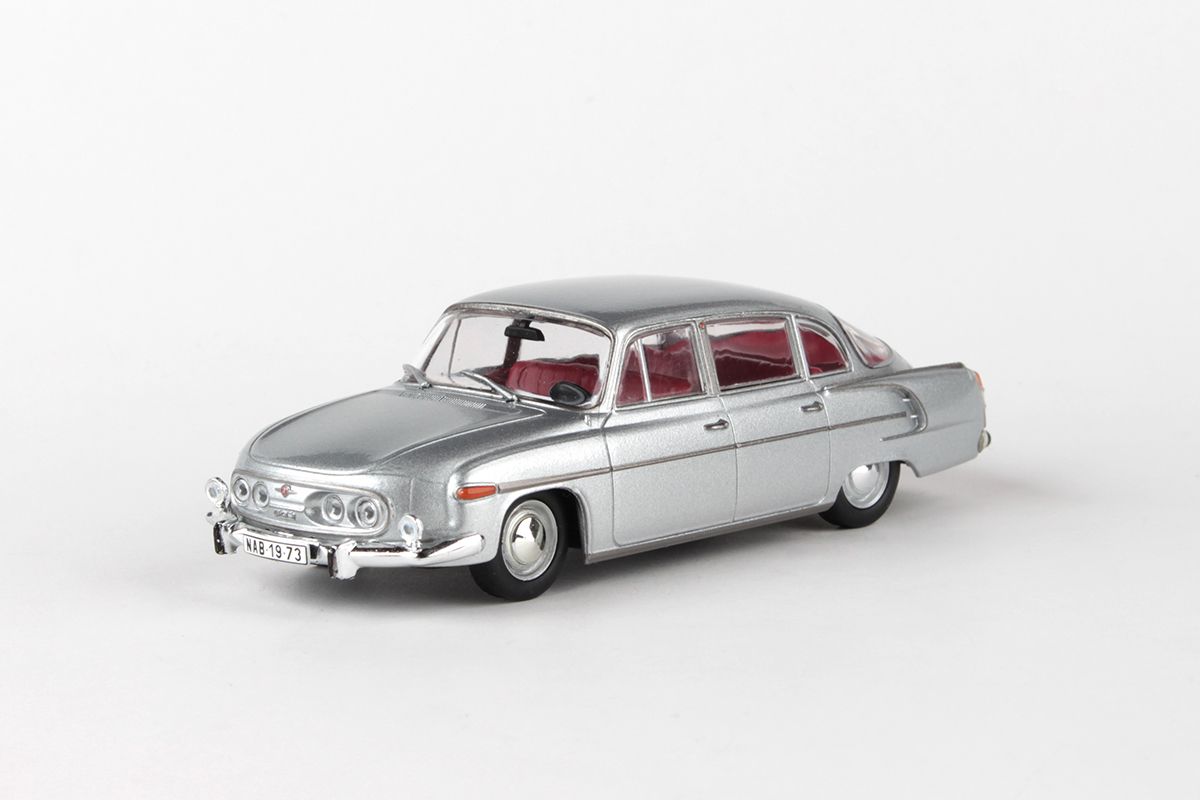 Tatra 603 1969 Stříbrná Metalíza 1:43 - Abrex