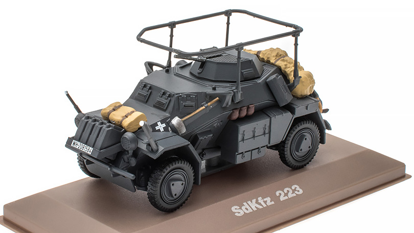 Sdkfz 223 1945 1:43 - Atlas časopis s modelem